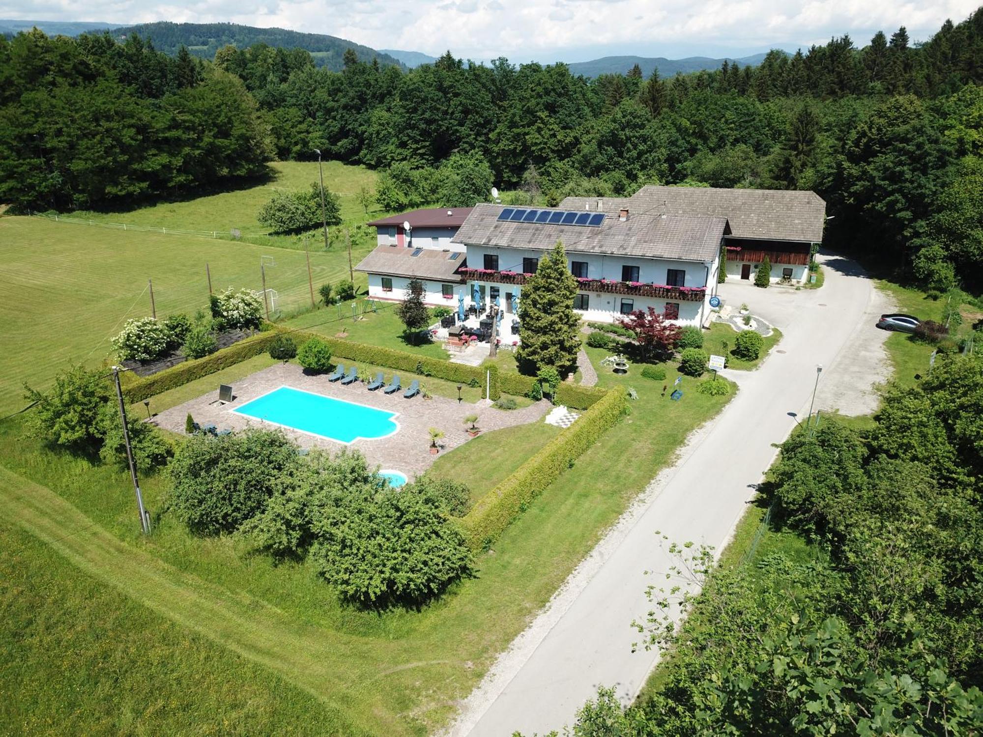 Gasthof Waldwirt Sankt Kanzian am Klopeiner See Екстер'єр фото